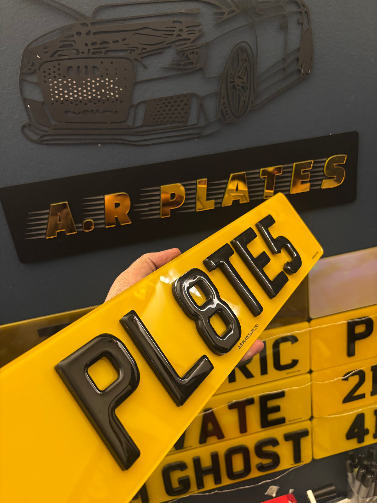 4D Gel Number Plates (7mm) with Gloss Black Gel Lettering Set