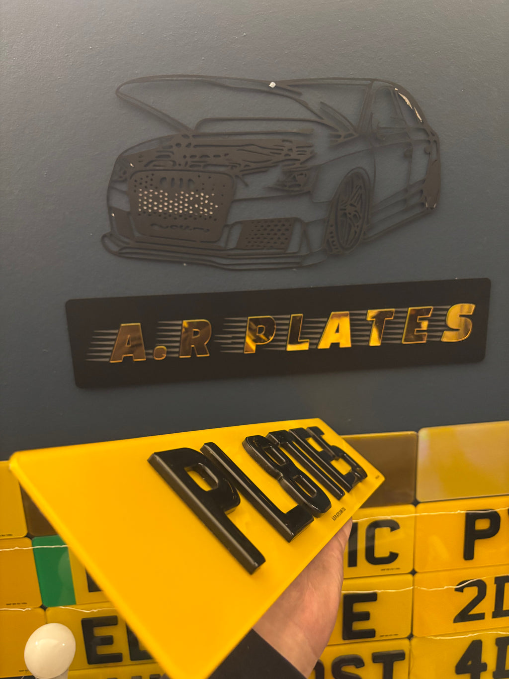 4D Gel Number Plates (7mm) with Gloss Black Gel Lettering Set